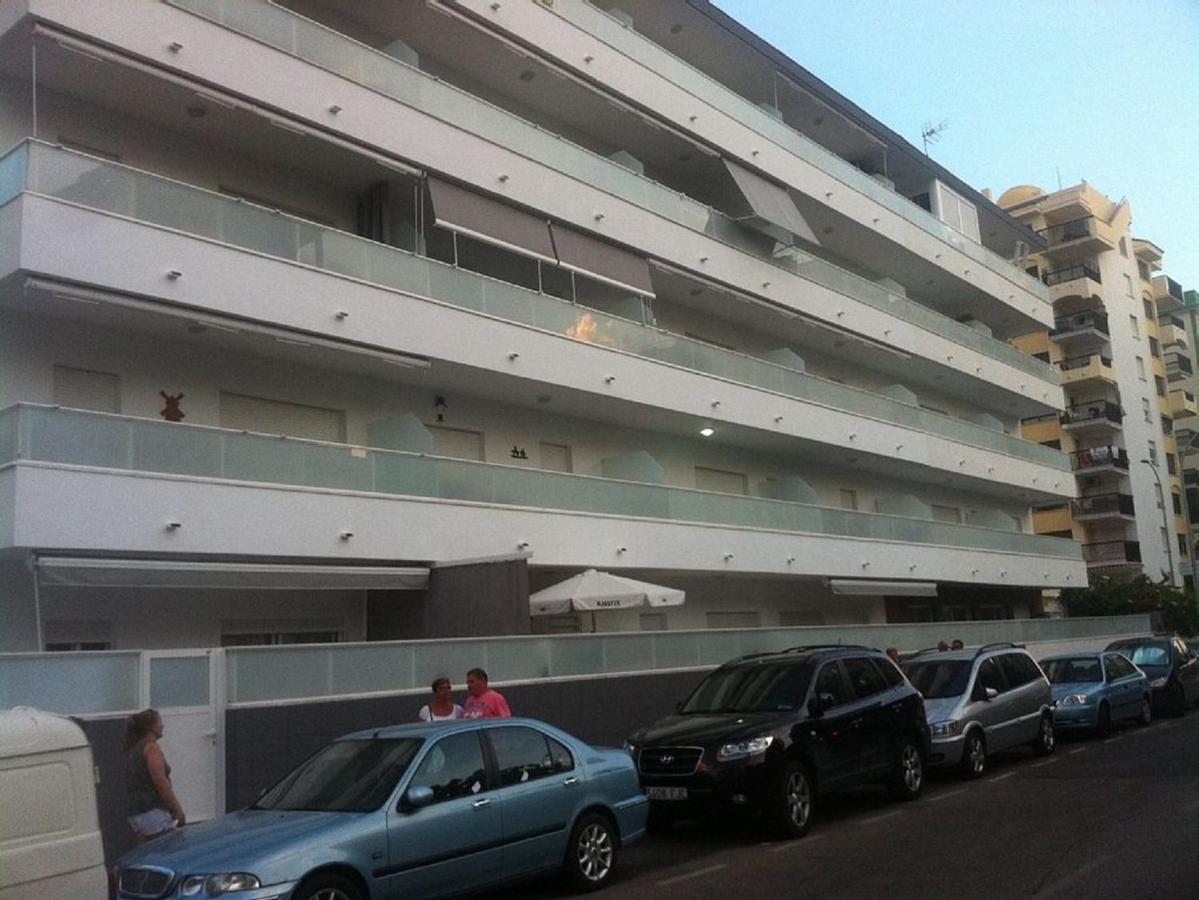 Barraques 65 Playa De Gandia Solo Para Familias Exterior photo